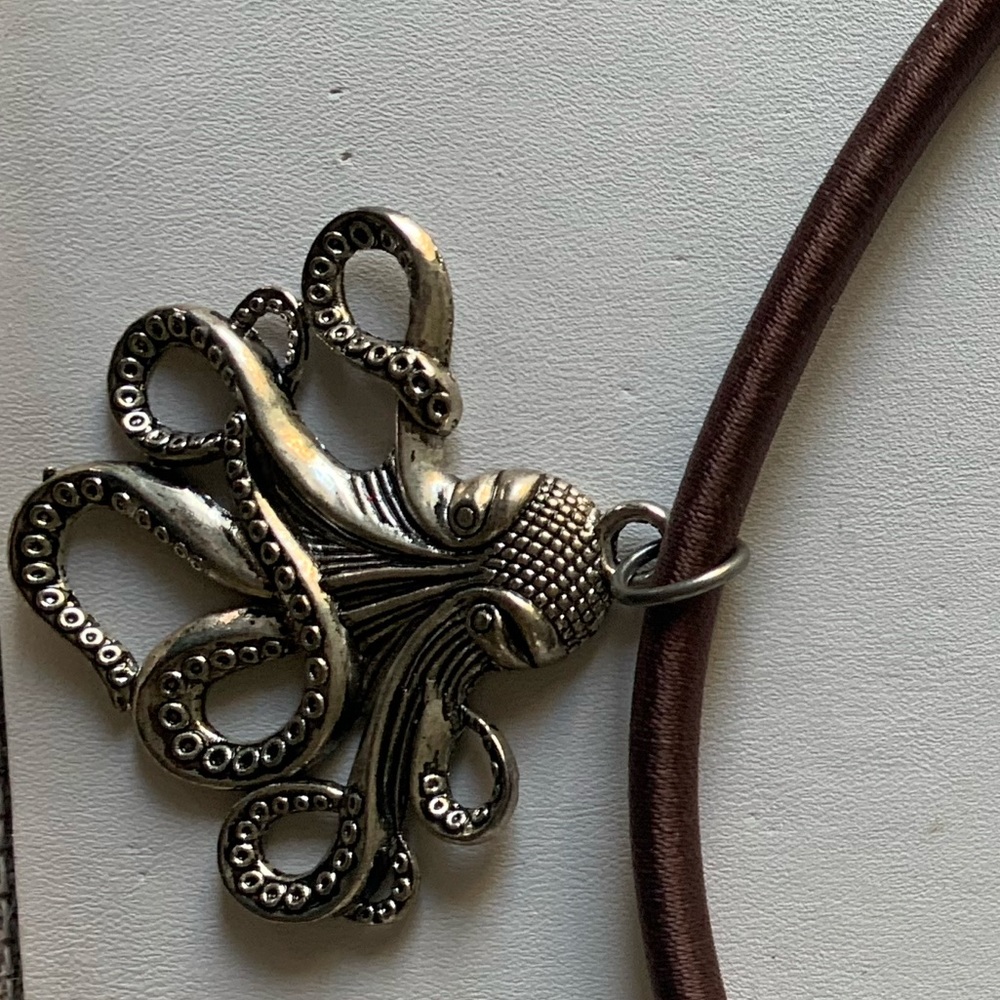 Necklace octopus choker - Picture 5 of 7